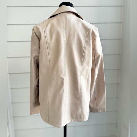 Jacket - Picture 2 of 2